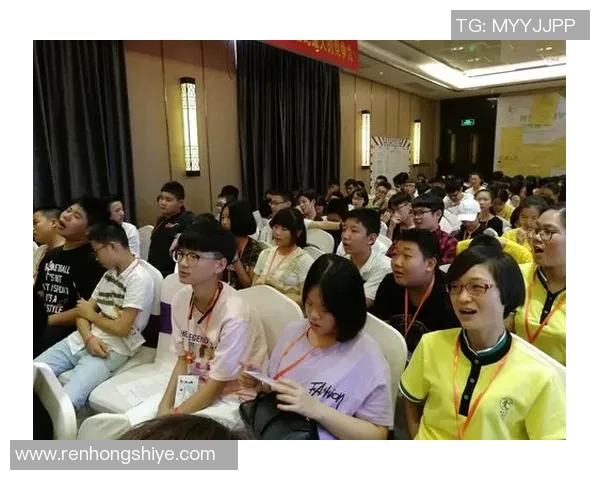 《热血赛场足球英雄传：球星激战与激情BGM的完美融合》